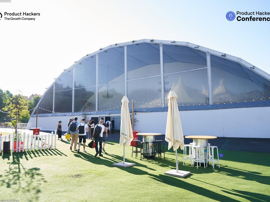 ការប្រកួតបញ្ជូន: យុទ្ធសាស្ត្រដើម្បីឈ្នះនៅក្នុងពិភពឌីជីថល