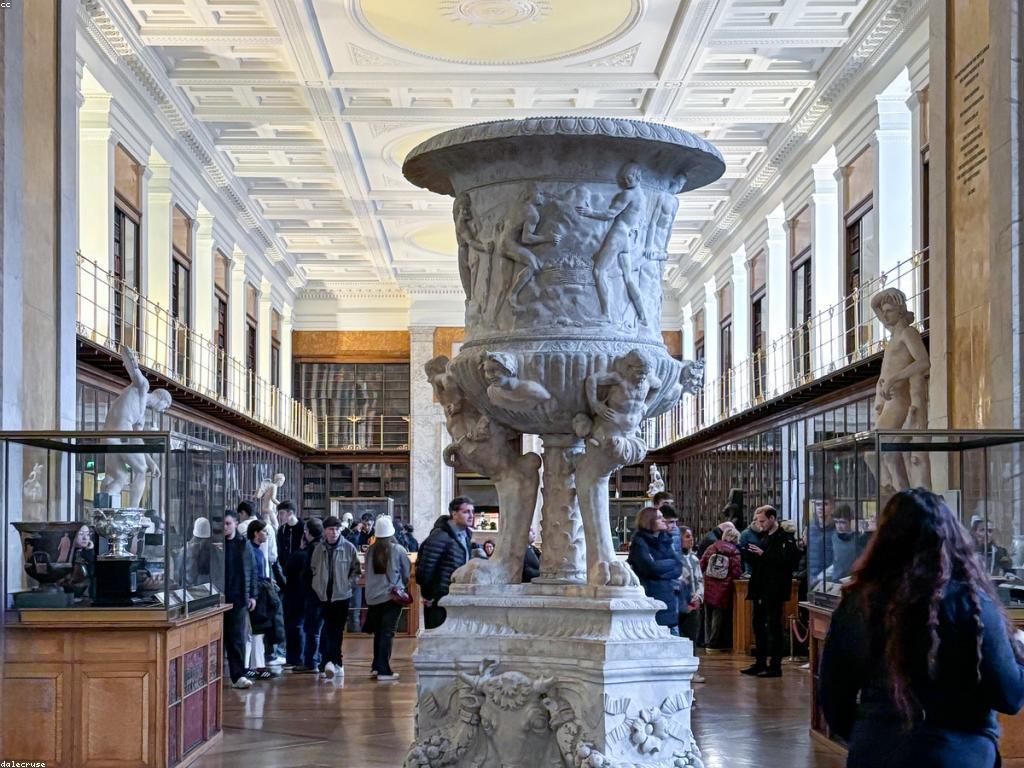 សារៈសំខាន់នៃការពិនិត្យស្លុតនៅក្នុងការអប់រំ